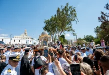 Δεκαπενταύγουστος στην Παναγία της Τήνου