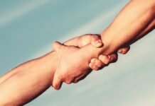 Η Τήνος έδειξε την αλληλεγγύη της – Καλύφθηκαν άμεσα οι ανάγκες της οικογένειας