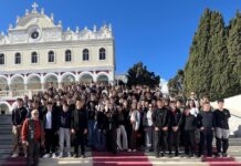 36η χρονιά προσκύνημα στην Τήνο για την Λεόντειο Νέας Σμύρνης