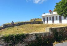 Εθελοντικός καθαρισμός Ναού Ιεράς Καρδίας Εξωμβούργου Τήνου