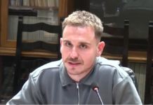 Ο Γιάννη Μέγκουλας για τα γήπεδα και τις παιδικές χαρές στην Τήνο