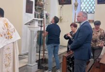 H επίσκεψη του Φίλιππου Φόρτωμα στην Τήνο
