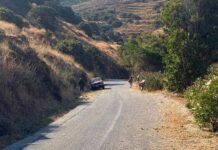 Εθελοντικός καθαρισμός στο δρόμο προς τον Σκαλάδο Τήνου