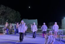 Ο «Πλούτος» του Αριστοφάνη καθήλωσε το κοινό της Τήνου