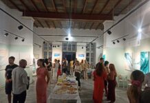 Εγκαίνια ατομικής έκθεσης ζωγραφικής Αλεξάνδρας Τριανταφυλλίδου στον Πύργο Τήνου