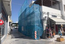 Τήνος – Αποκαταστάθηκε η κυκλοφορία στην οδό Δρόσσου