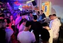 Ο DJ Deleasis επιστρέφει στα decks του Azul στην Τήνο