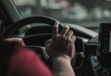 Συνελήφθη 57χρονος στην Τήνο που οδηγούσε με αφαιρεμένο δίπλωμα
